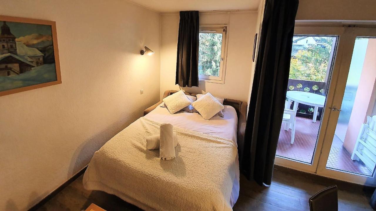 La Riviere Vue Mont Blanc Apartment Chamonix Bagian luar foto